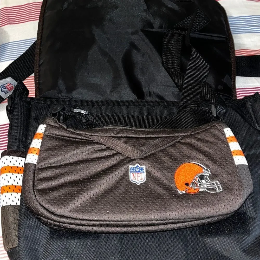 2-Ladies Cleveland browns Jersey Helmet Messenger Shoulder Bag+extra small Purse